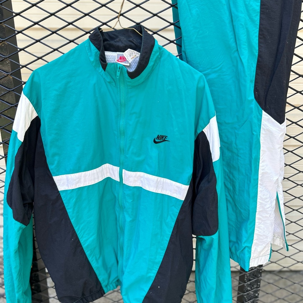 Nike Size Large 80s 90s Track Suit Windbreaker